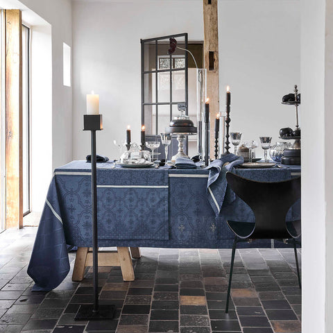 Armoiries Blue  by Le Jacquard Francais