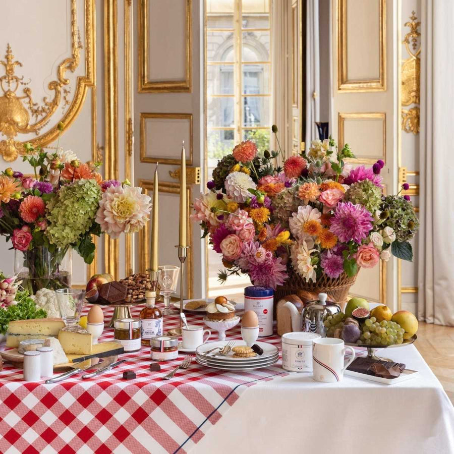 Bistrot Francais  Red  by Le Jacquard Francais