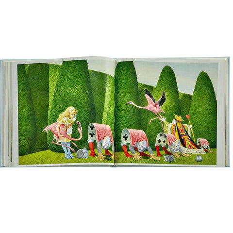 Children's Books Alice's Adventure In Wonderland by Graphic Image