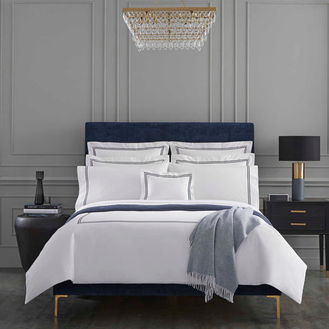 Grande Hotel White/Navy  by Sferra