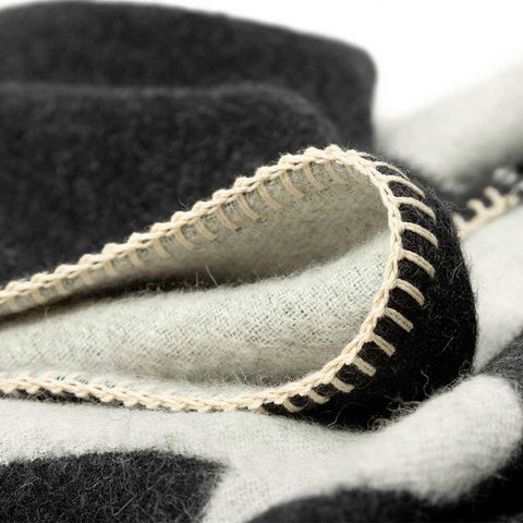 Icon Black/Ivory by Blacksaw