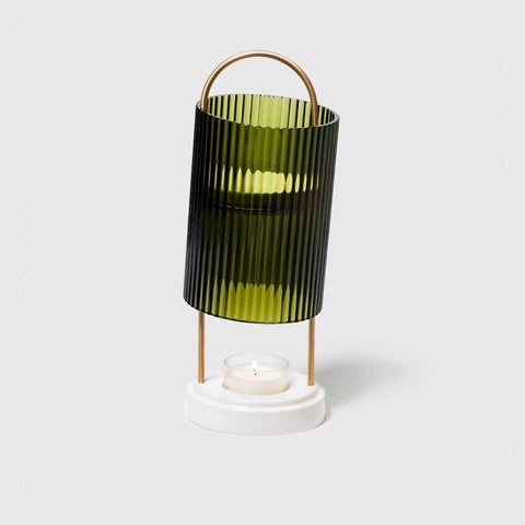 La Promeneuse  by Trudon