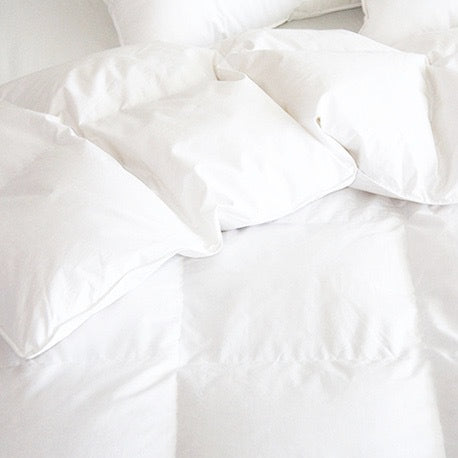 Montana Twin Regular Weight Duvet by Cuddledown