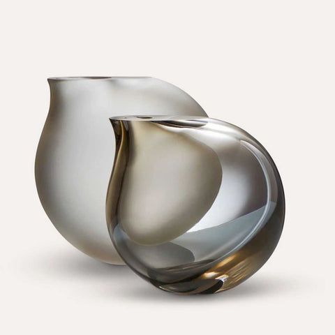Vaza Large Smoke Sanded by Anna Torfs